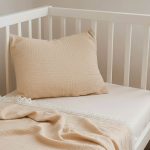 Crema: Süt Köpüğü Dört Kat Müslin Yastık Kılıfı